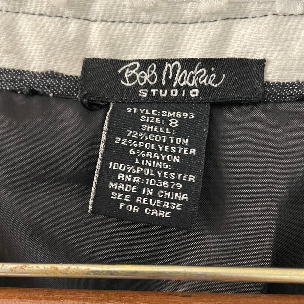 Bob Mackie Studio Textured Jacket Black Tapestry Round Neck Hook Size 8 - Picture 5 of 7